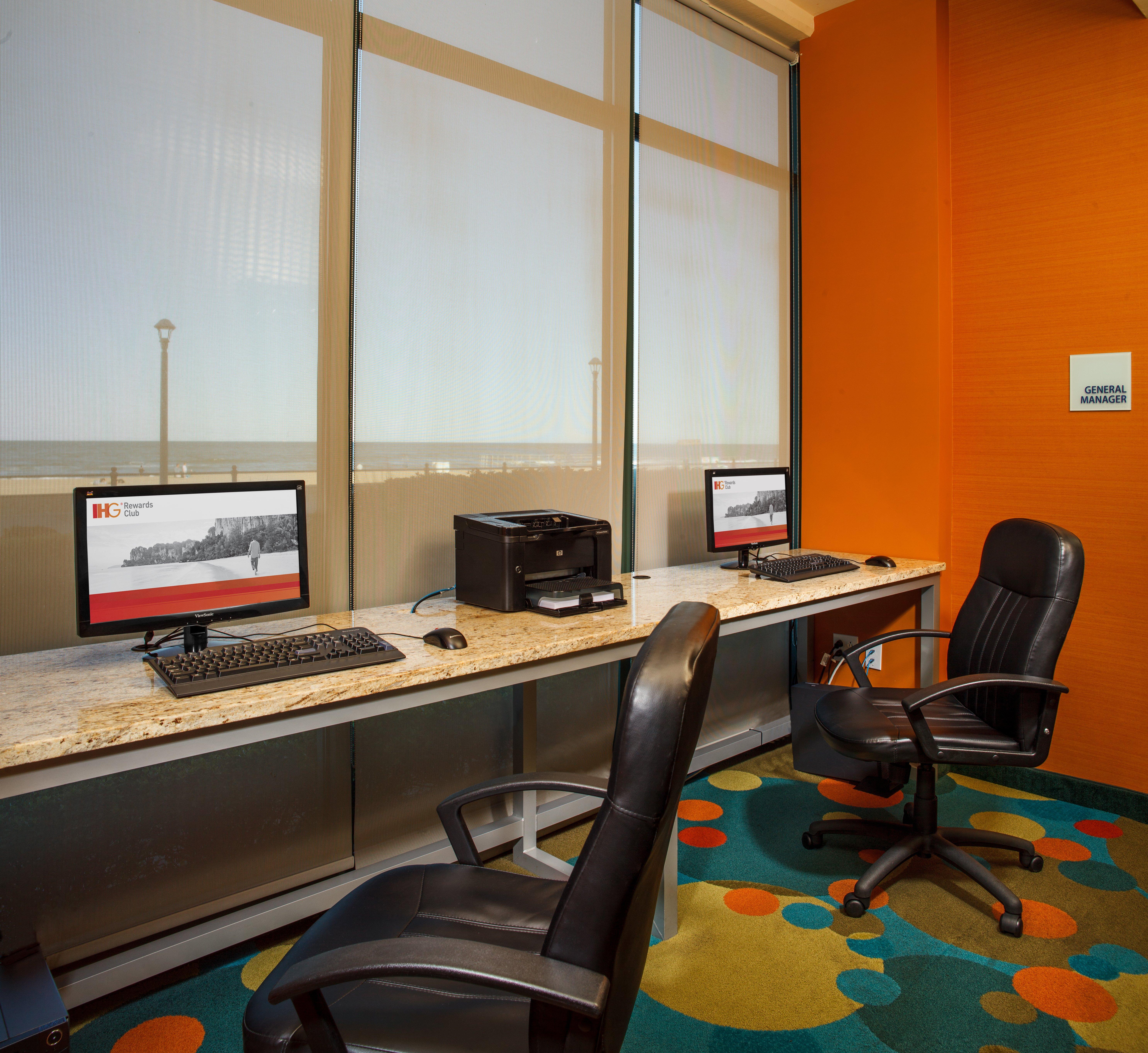 Holiday Inn Express Hotel & Suites Virginia Beach Oceanfront, An Ihg Hotel מראה חיצוני תמונה